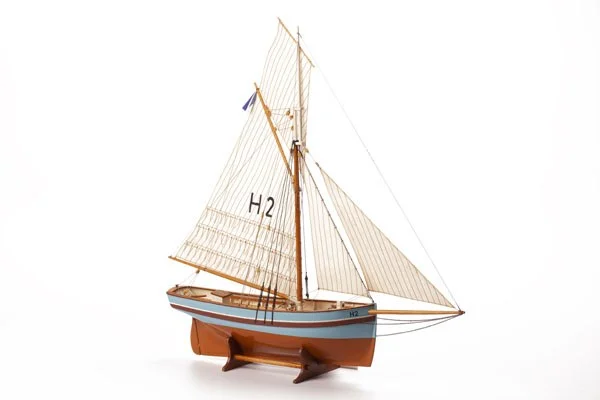 Billing Boats – HENRIETTE MARIE 1:50 – Träskrov