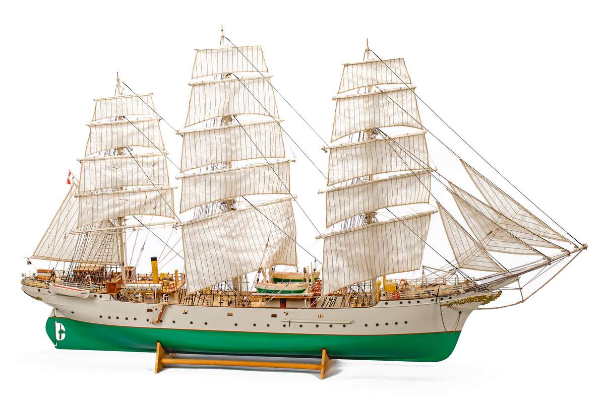 Billing Boats – Danmark Special Edition 1:75 – Träskrov